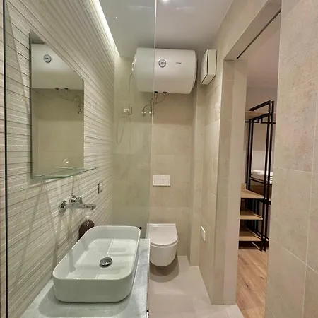 Blloku Area Apartment *