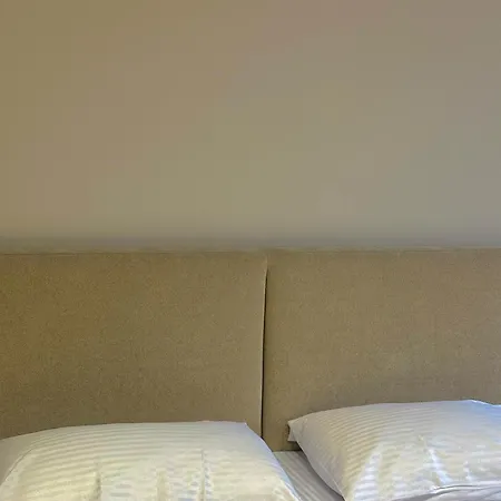 Blloku Area Apartment *